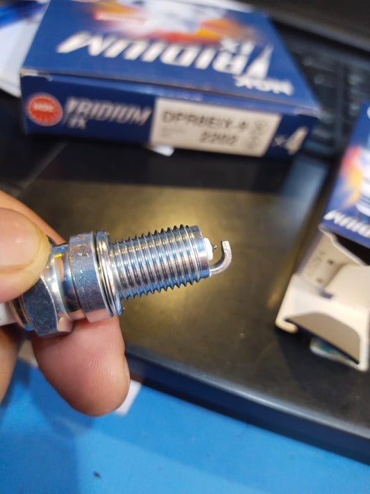 NGK IRIDIUM SPARK PLUG CR7HIX FOR CD70