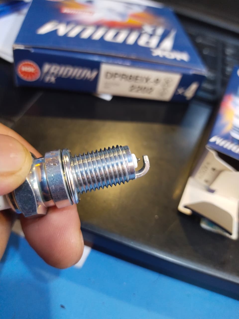 SPARK PLUG CG125 NGK IRIDIUM TIP DPR8EIX-9